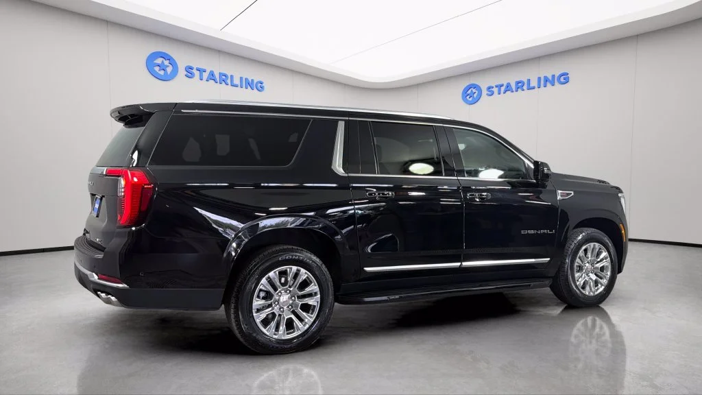 Certified Used 2025 Onyx Black GMC Denali image 10