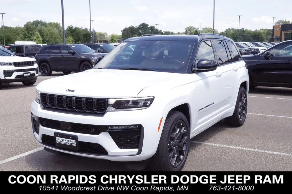 New 2026 Bright White Clear-Coat Exterior Paint Jeep Summit image 1