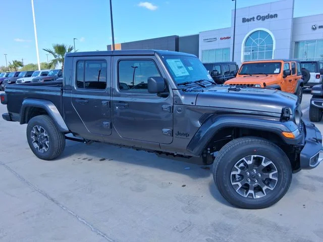 New 2026 Granite Crystal Metallic Clearcoat Jeep Sahara image 1