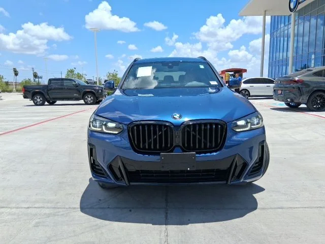 Used 2024 Blue BMW sDrive30i image 2