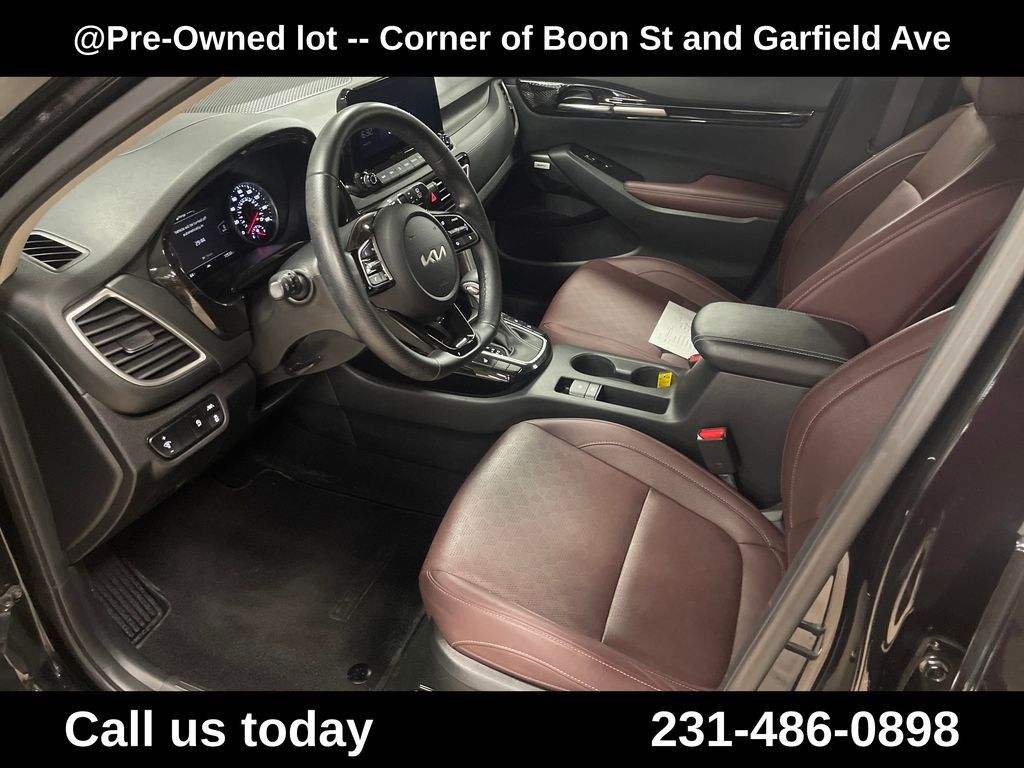 Used 2023 Black Kia SX image 15