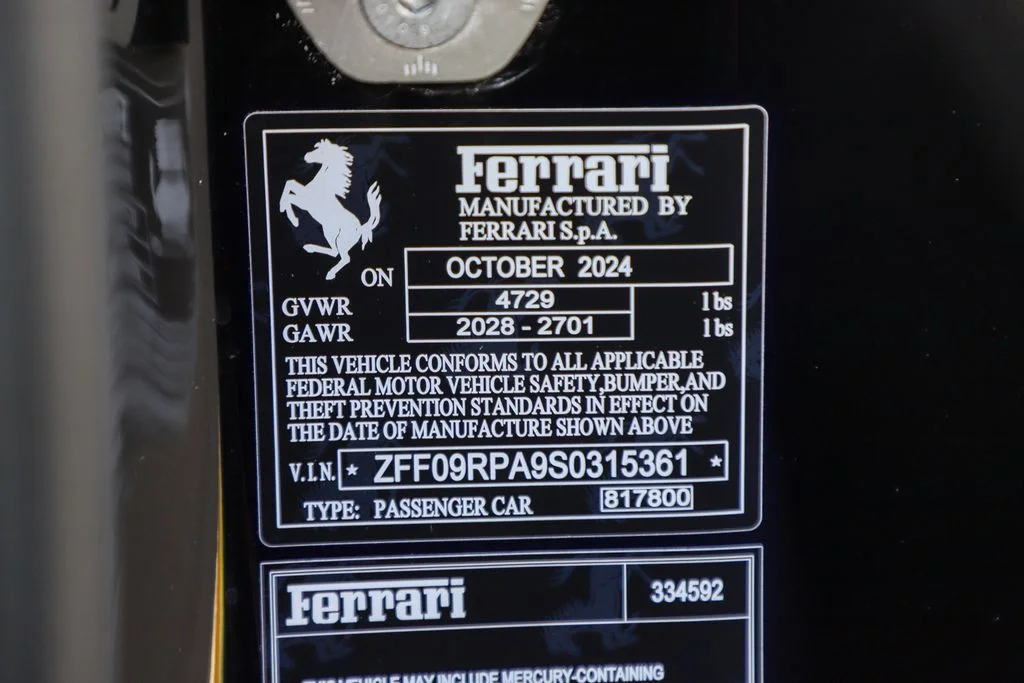 Used 2025 Nero Ferrari Spider image 69