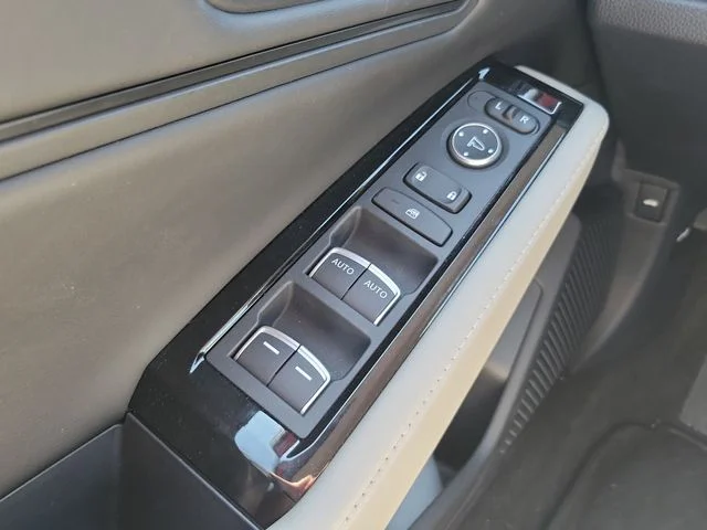 2023 Honda Accord Hybrid Touring - Photo 29