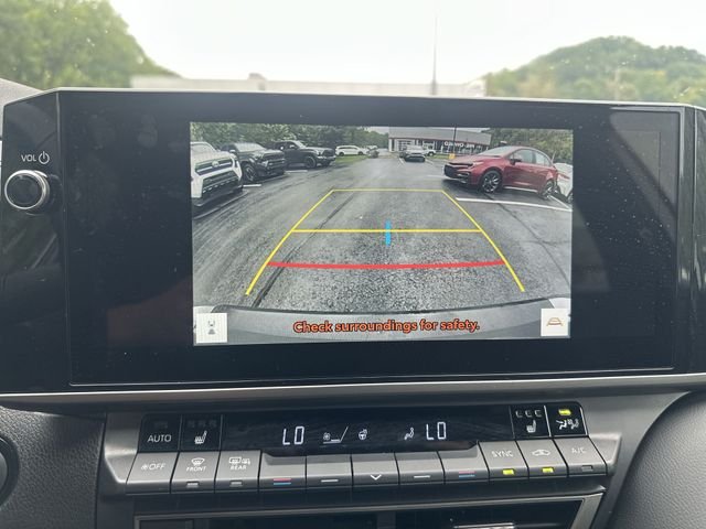 Certified Used 2025  Toyota XSE image 27