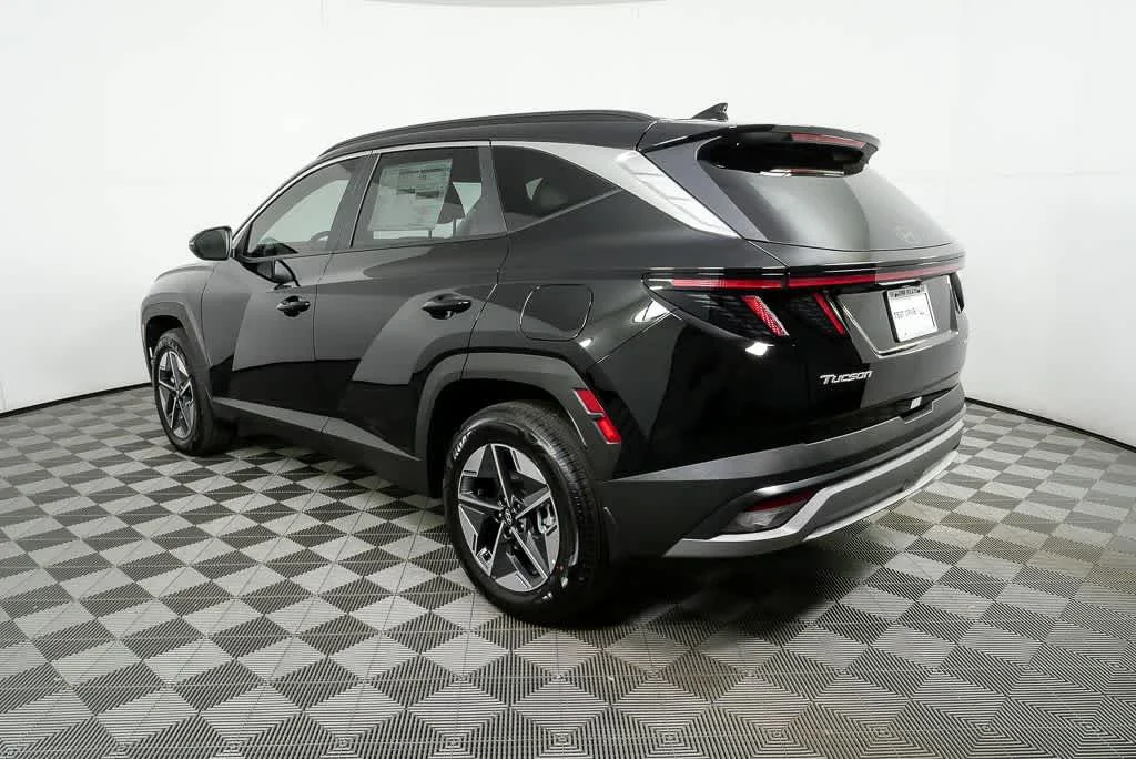 New 2026 Ash Black Hyundai SEL Convenience image 3