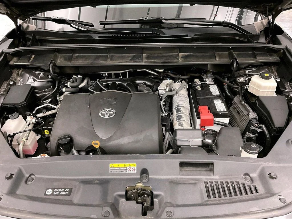 Used 2022 Gray Toyota XLE image 14