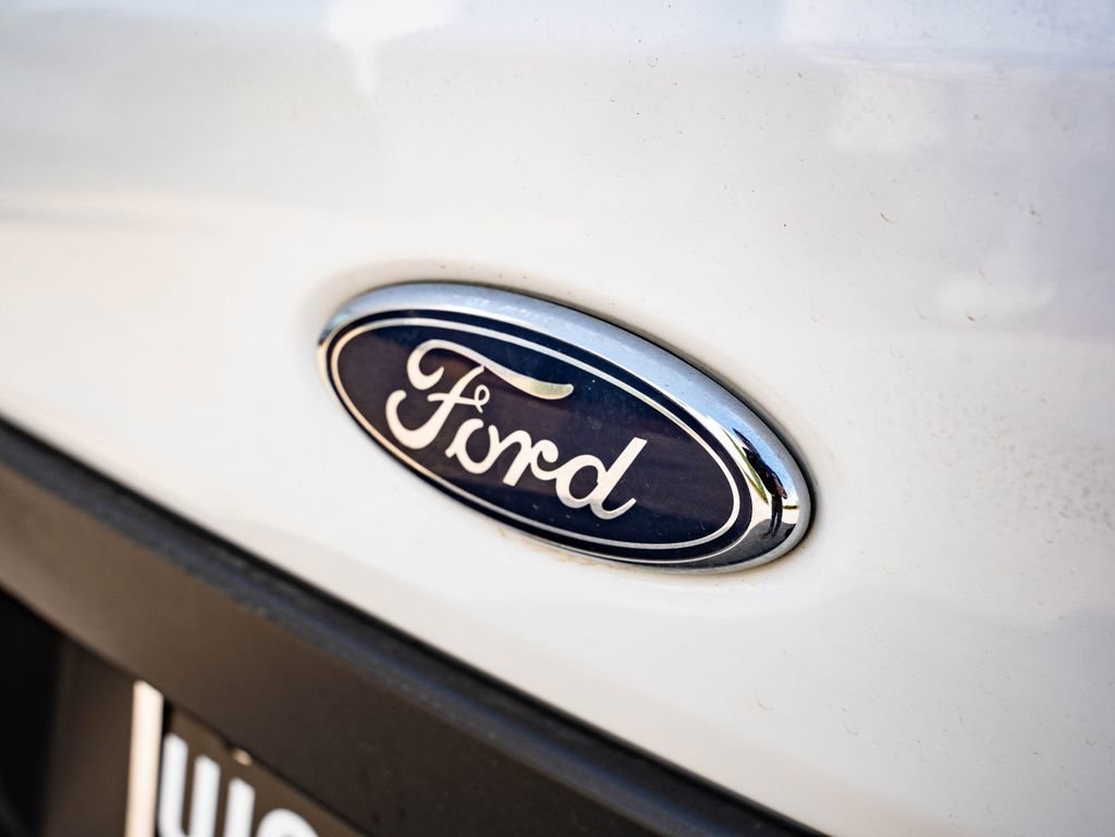 Used 2024 Oxford White Ford XLT image 18