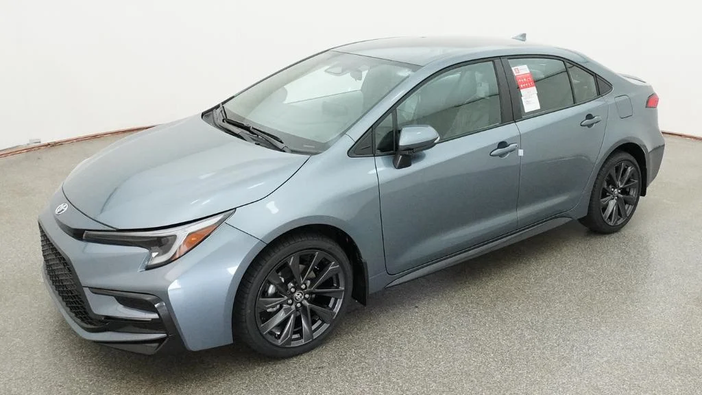 2026 Toyota Corolla SE CVT's photo