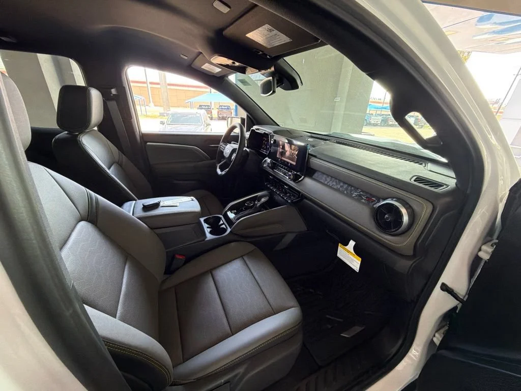 2026 Chevrolet Colorado ZR2 - Photo 12