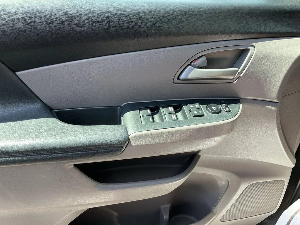 Used 2012 Gray Honda EX-L image 10