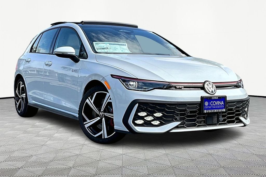 2026 Volkswagen Golf GTI 2.0T SE 4-door DSG's photo