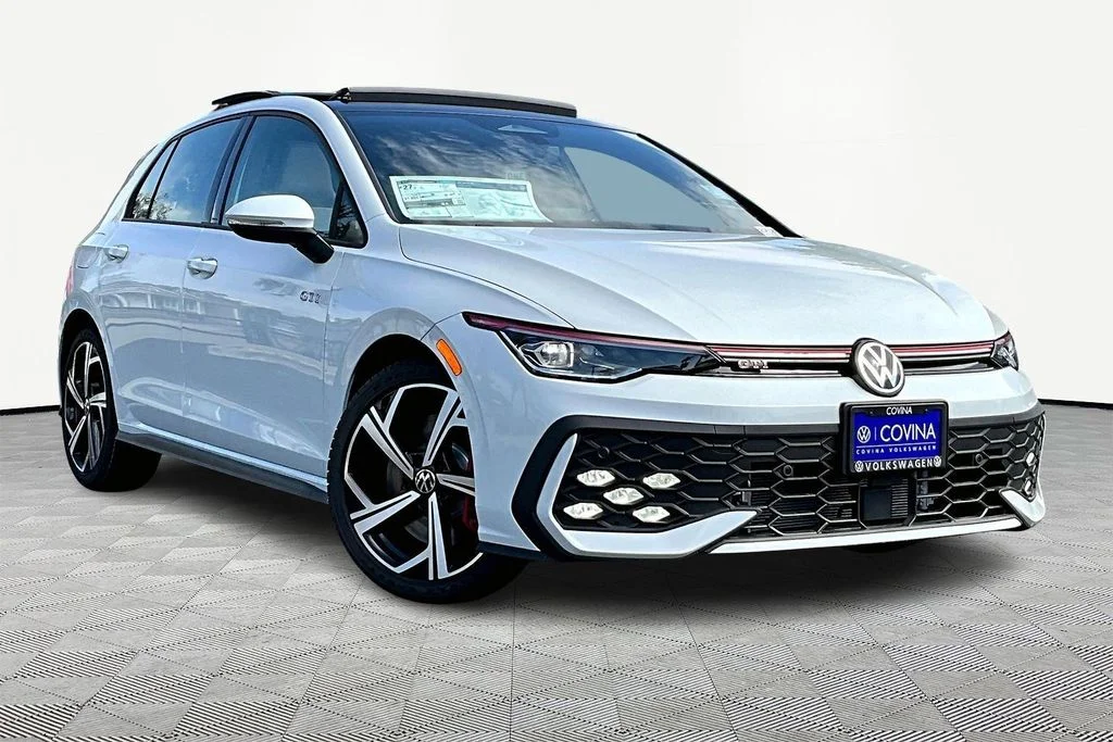 2026 Volkswagen Golf GTI SE