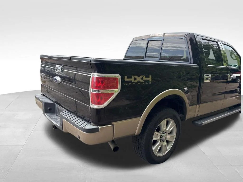 Used 2013  Ford Lariat image 18