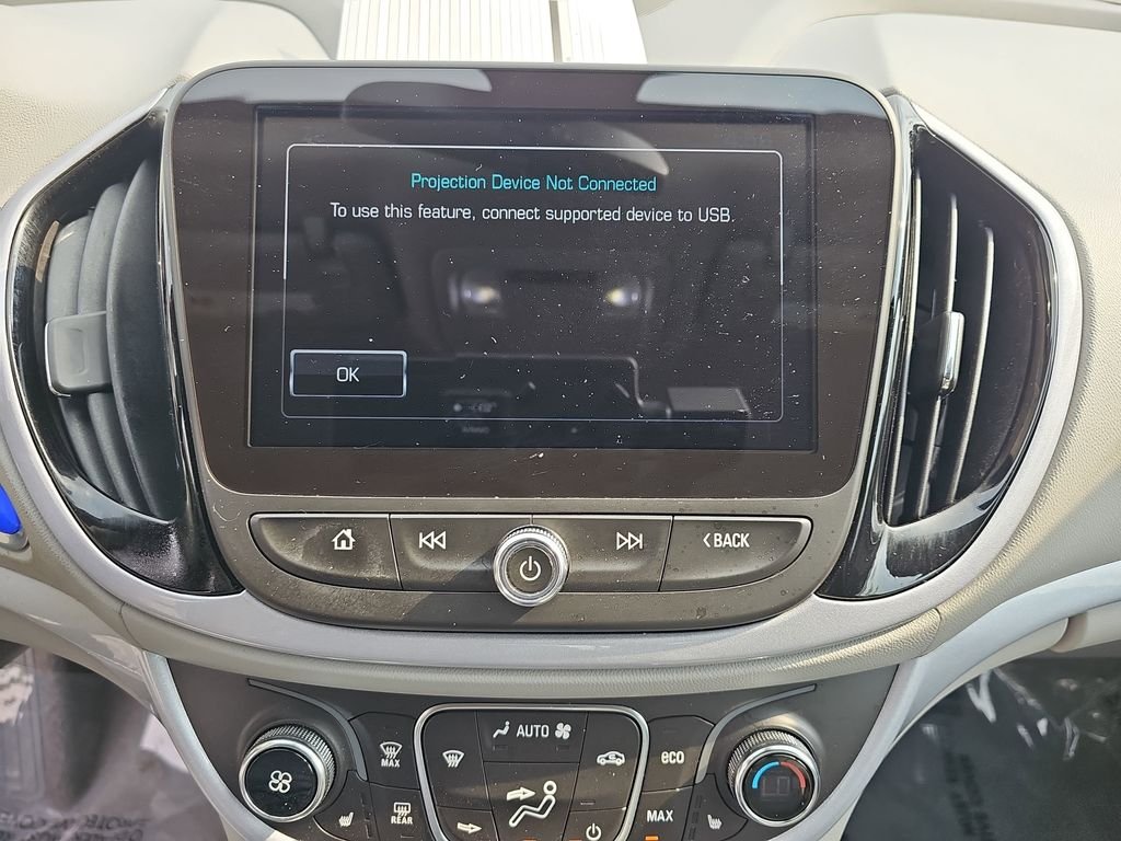 Used 2017 White Chevrolet LT image 21