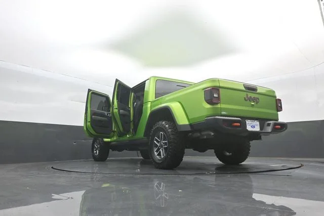 Used 2025 Mojito! Clearcoat Jeep Mojave image 39