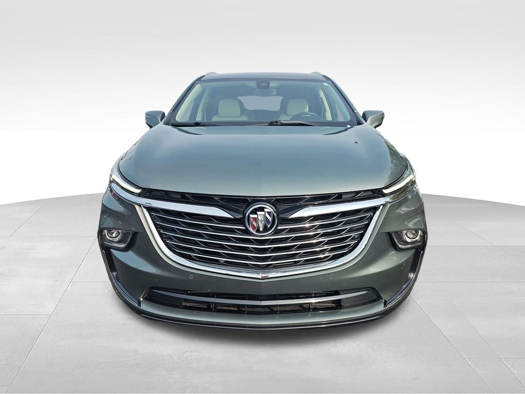 Used 2023 Green Buick Essence image 8