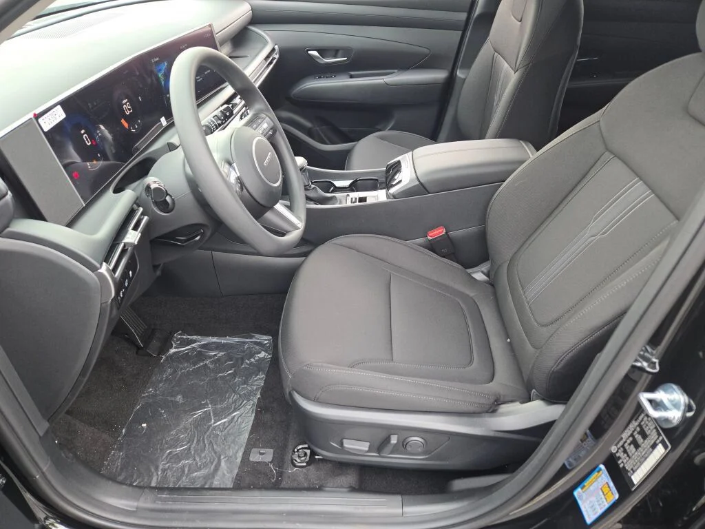 Used 2026 Black Hyundai SEL image 19