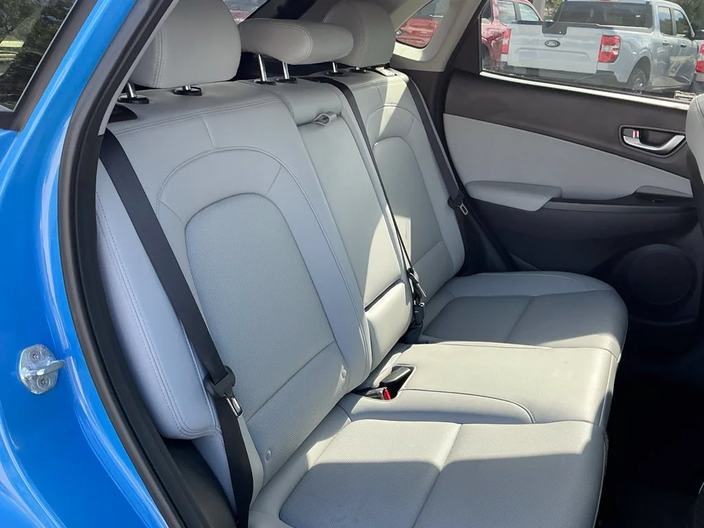 Used 2022 Blue Hyundai Limited image 15