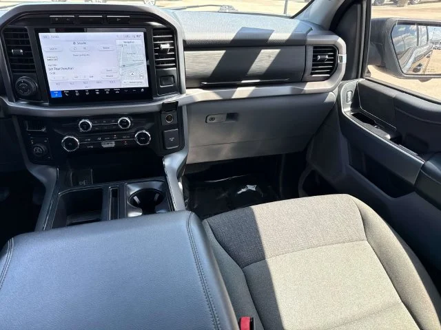 Used 2024 Black Ford XLT image 30