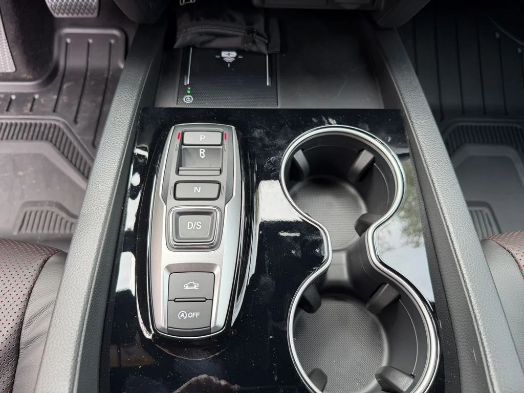 New 2026 Sonic Gray Pearl Honda Black Edition image 21