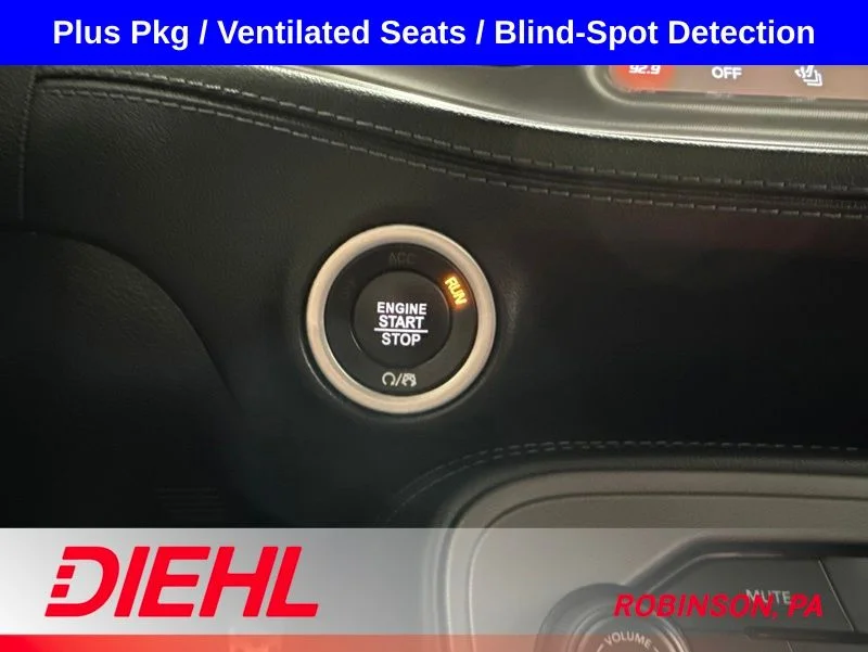Used 2023 Red Dodge R/T Scat Pack image 27