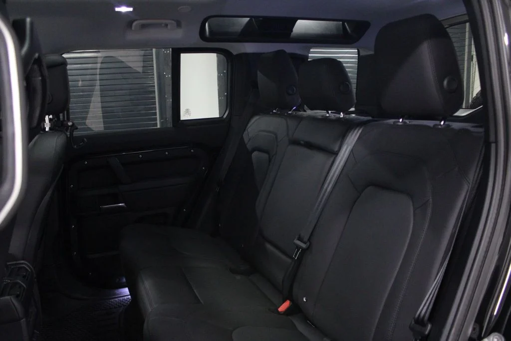 Certified Used 2025 Santorini Black Metallic Land Rover S image 38