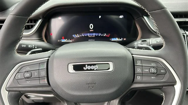 Certified Used 2023 Silver Jeep Altitude image 12