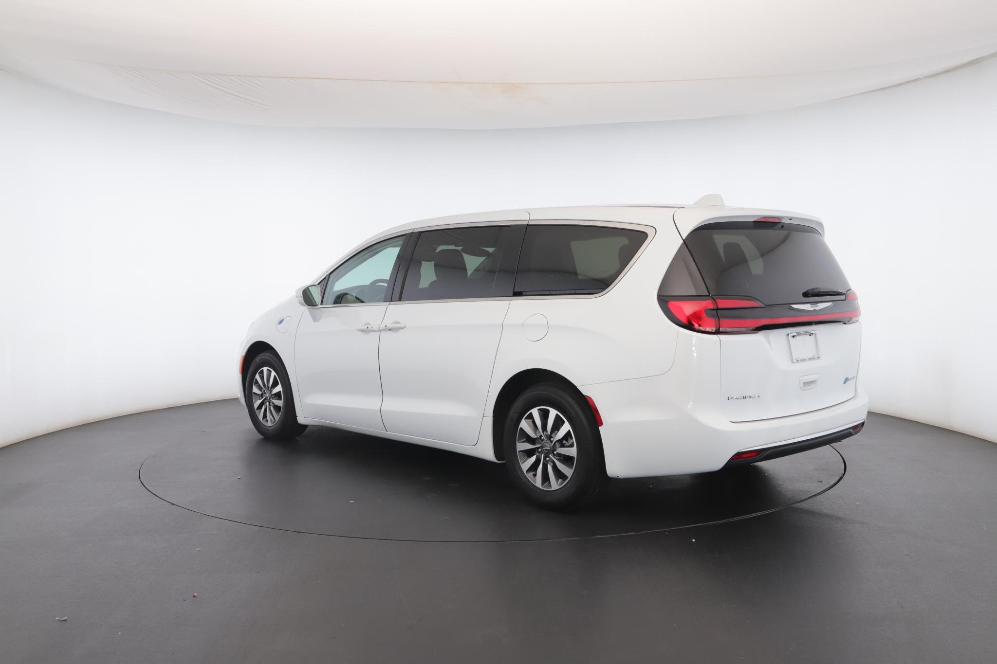 2022 Chrysler Pacifica Hybrid Touring L - Photo 22