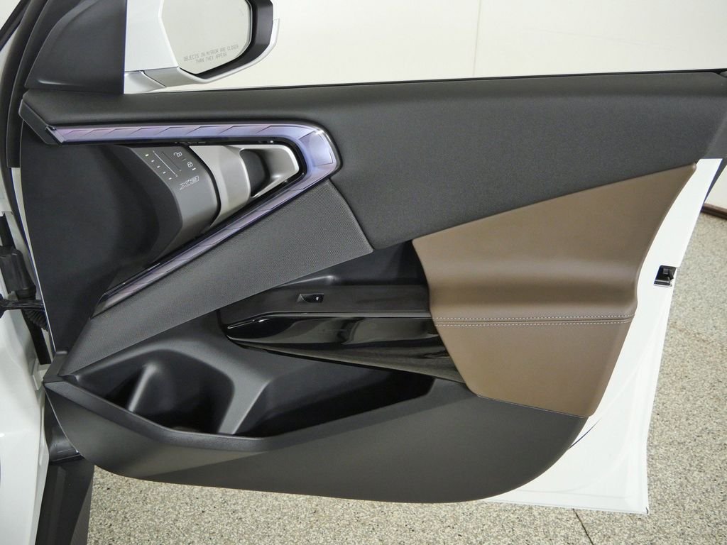 New 2026 Alpine White BMW 30 xDrive image 20
