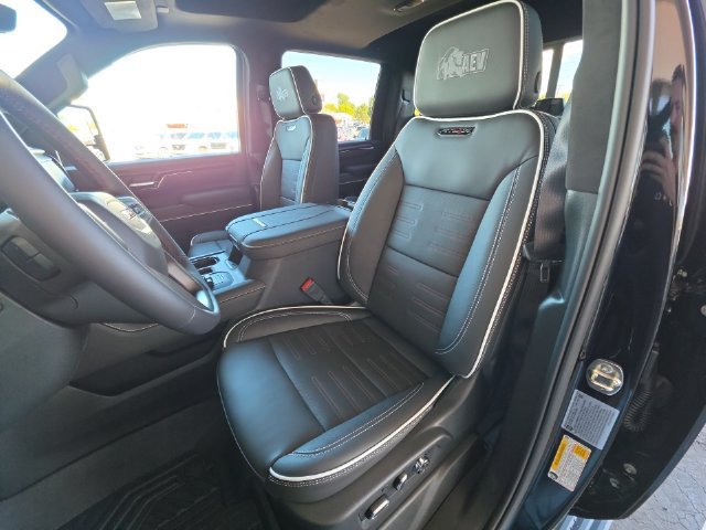 2026 GMC Sierra 2500HD AT4X - Photo 19