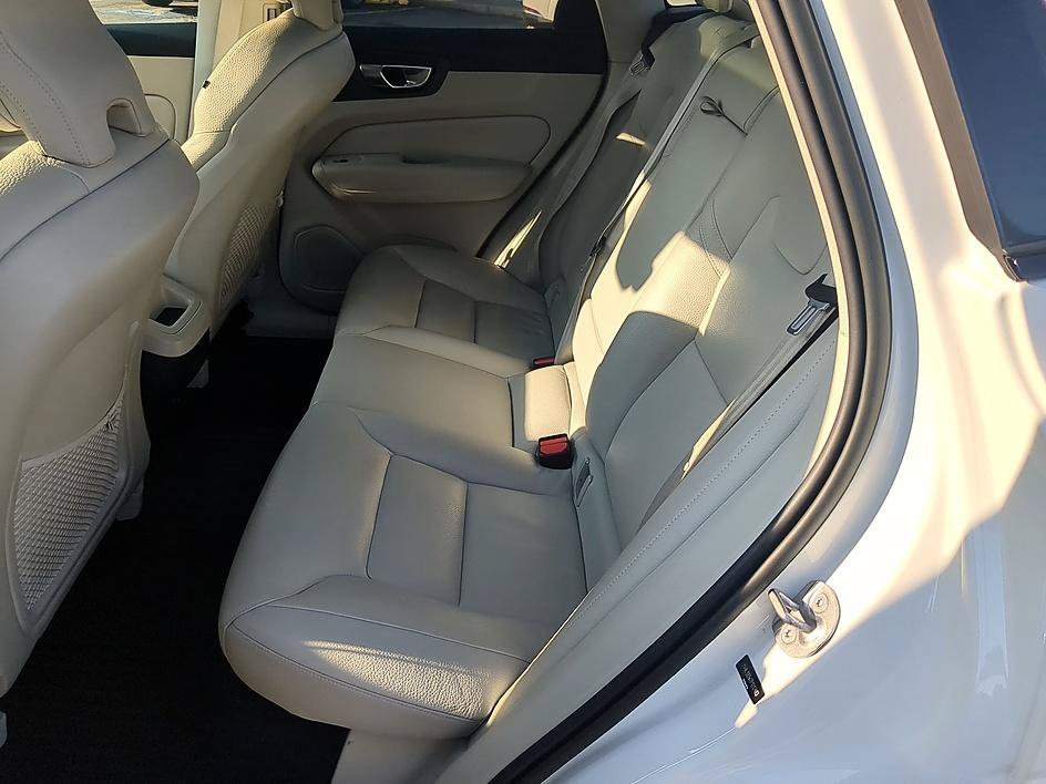Used 2023 Denim Blue Metallic Volvo Plus Dark Theme image 29