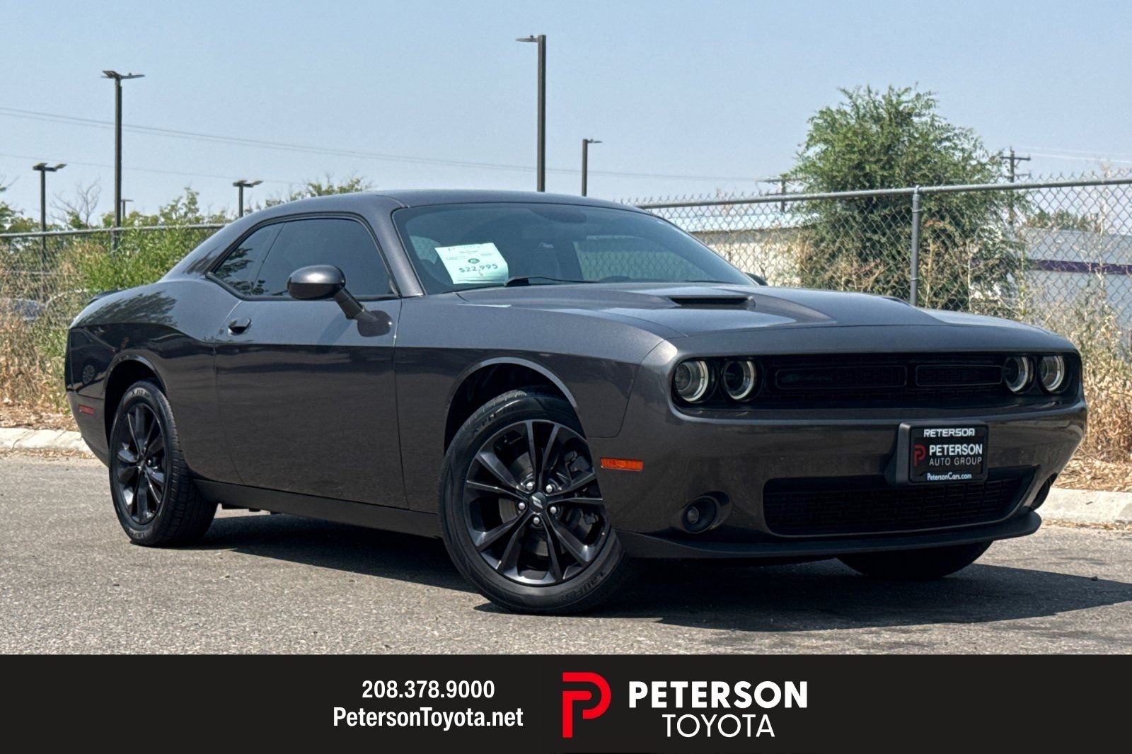 Used 2020 Gray Dodge SXT image 1