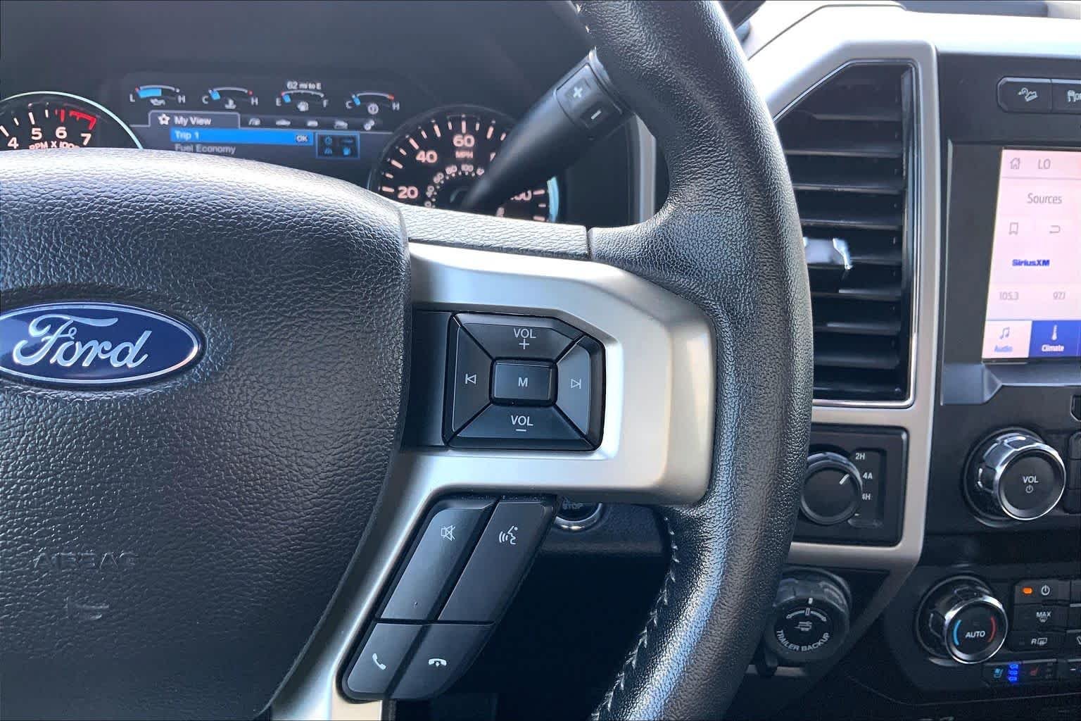 Used 2020 Agate Black Ford LARIAT image 24