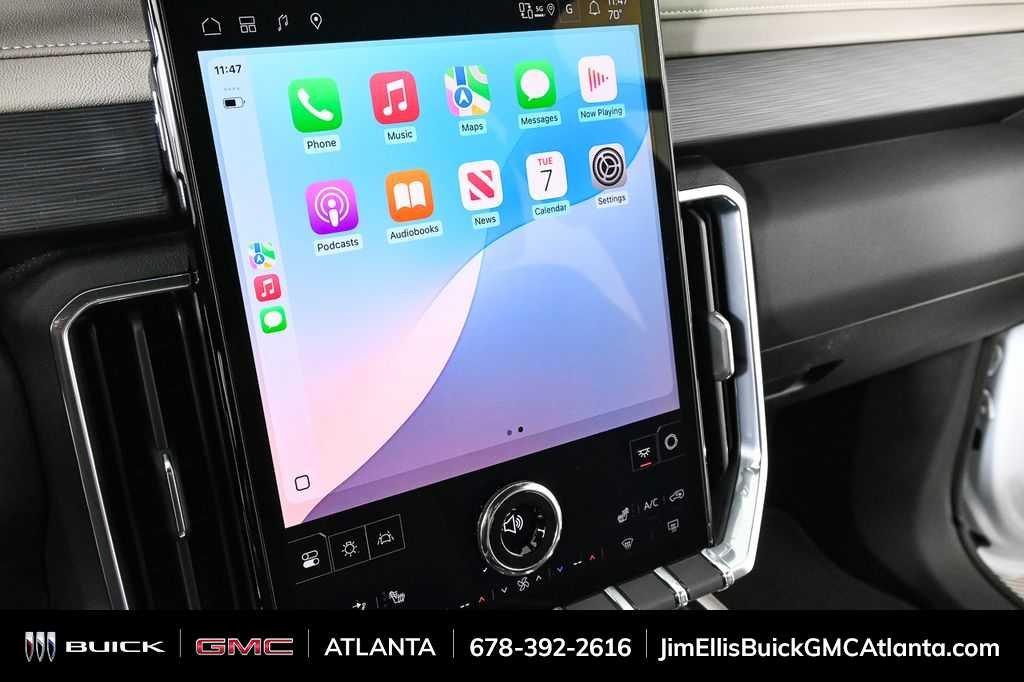 New 2026 Summit White GMC Elevation image 16