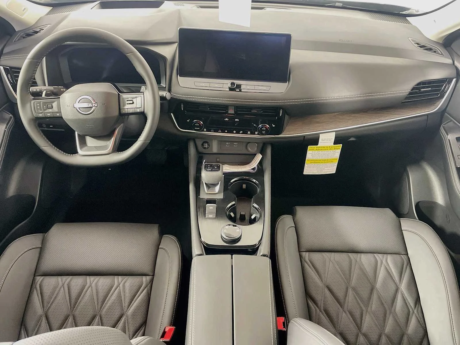 New 2026 Super Black Nissan Platinum image 3
