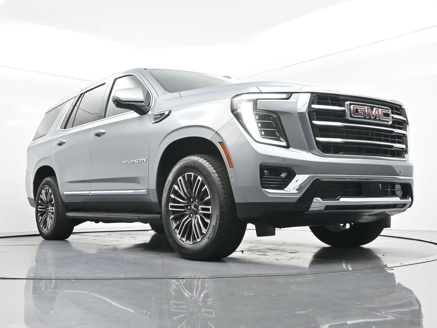 Used 2025 Sterling Metallic GMC Elevation image 42