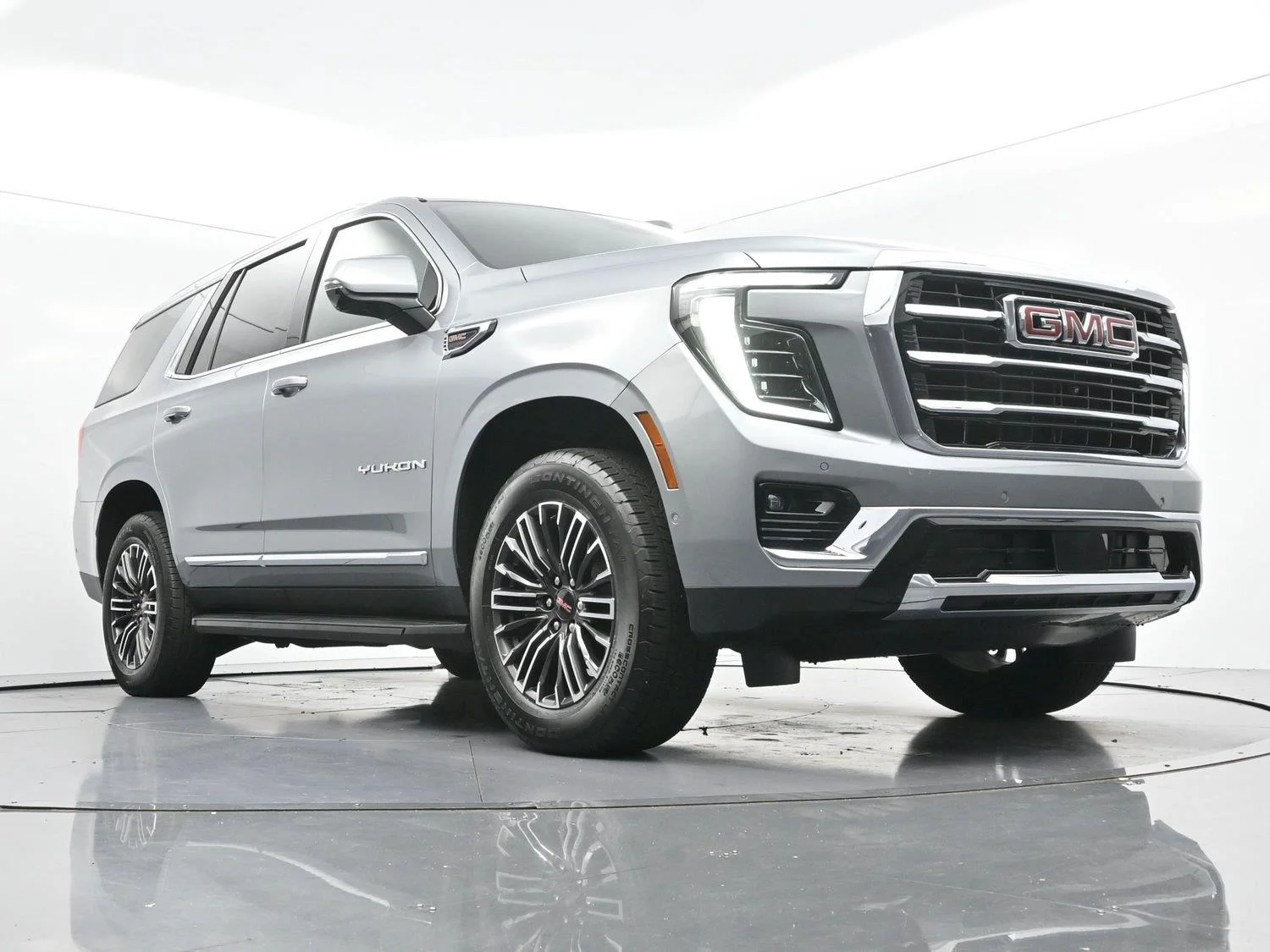 Used 2025 Sterling Metallic GMC Elevation image 42