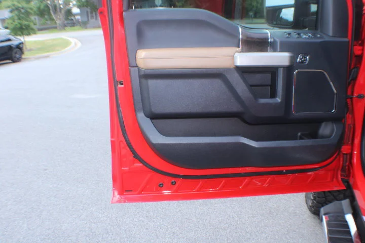 Used 2022 Red Ford LARIAT image 6
