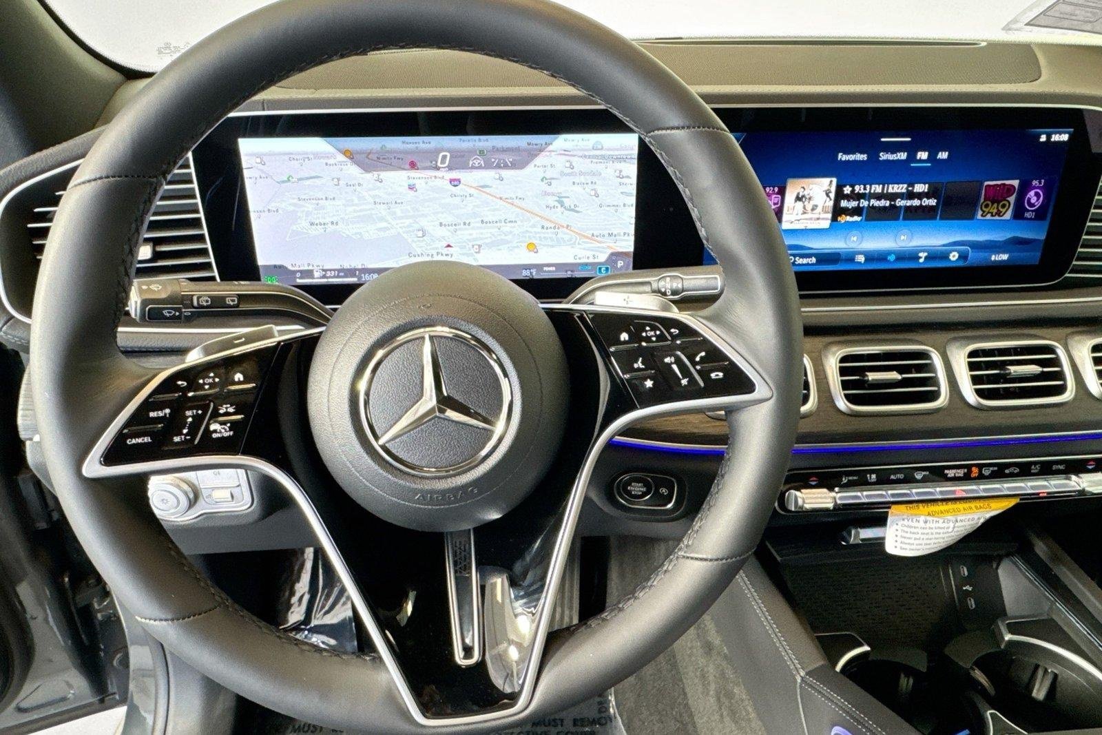 New 2026 Manufaktur Silicon Grey Mercedes-Benz GLE 450 image 11
