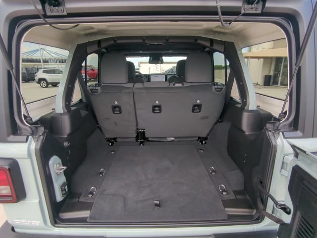 New 2026 Earl Clear-Coat Exterior Paint Jeep Sport S image 14