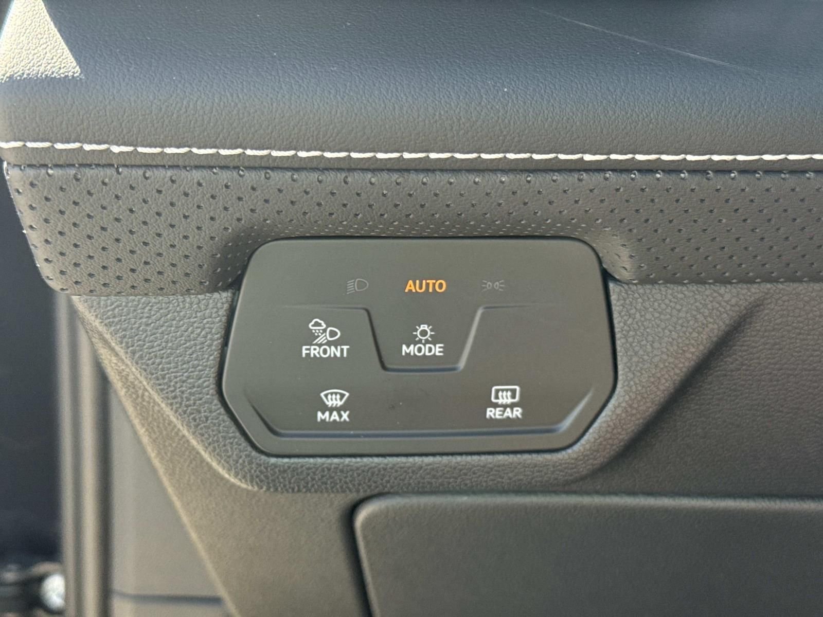 2026 Volkswagen Atlas SE w/Tech - Photo 14