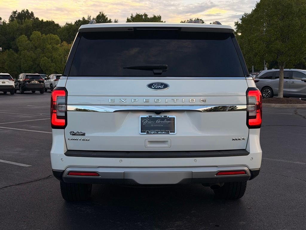 Used 2022 White Ford Limited image 14