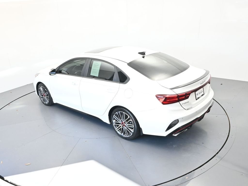 Used 2023 Snow White Pearl Kia GT image 29