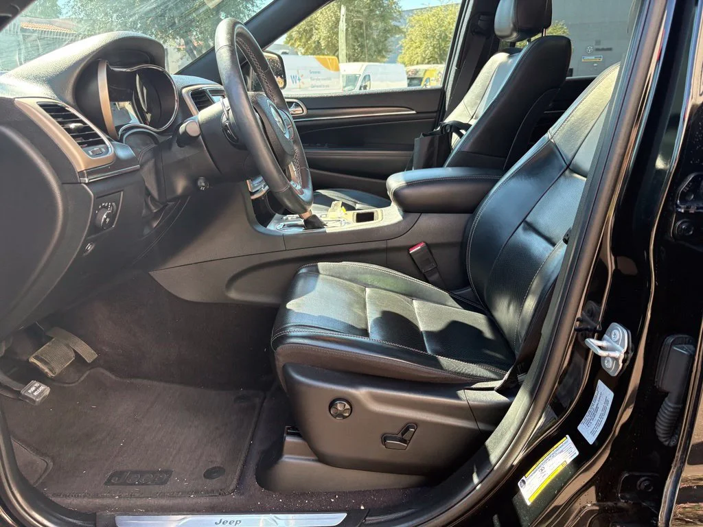 Used 2017 Black Jeep Limited image 8