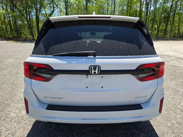 Used 2025 White Honda Sport-L image 8