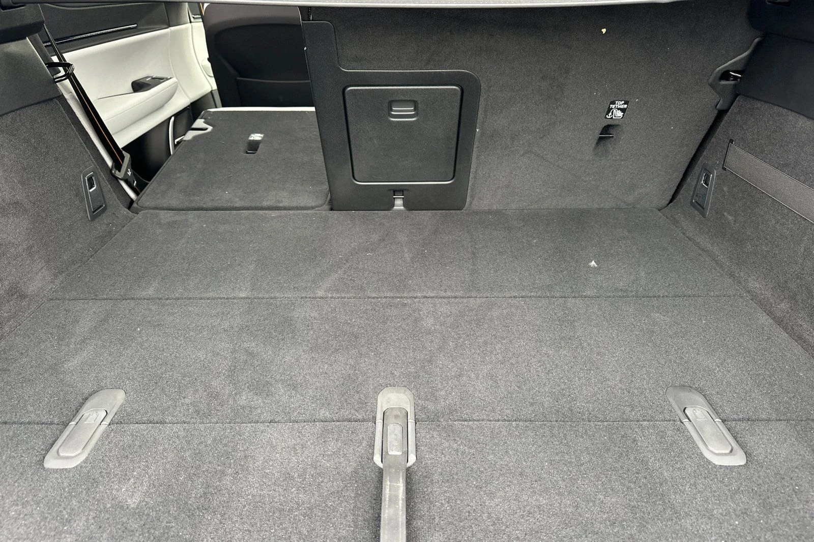 Used 2025 Jupiter Metallic Polestar Long Range Dual Motor image 17