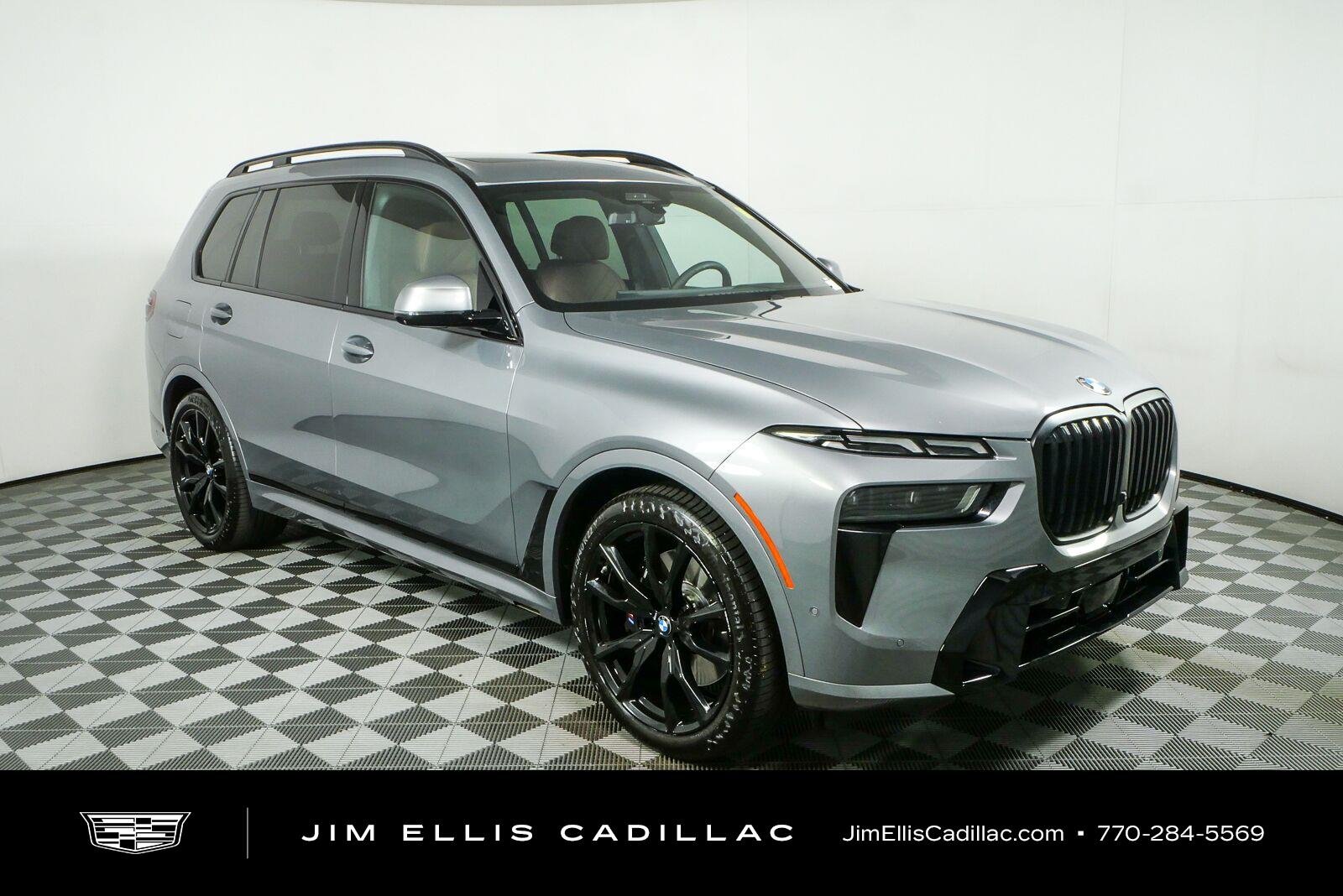 Used 2024 Gray BMW xDrive40i image 1