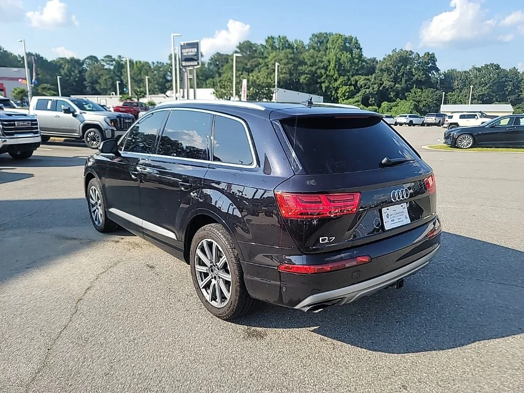 Used 2019 Black Audi 55 Prestige image 5