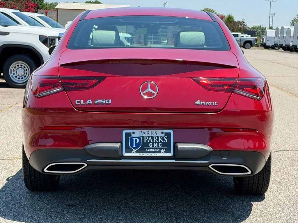Used 2023 Red Mercedes-Benz 4MATIC® image 31