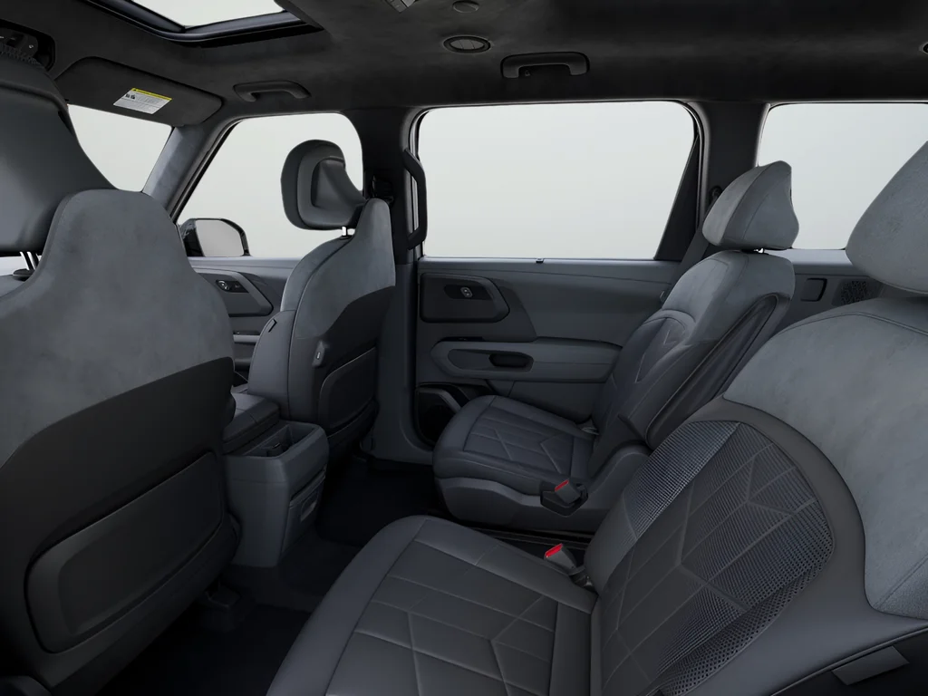New 2027 White Kia X-Line SX Prestige image 14